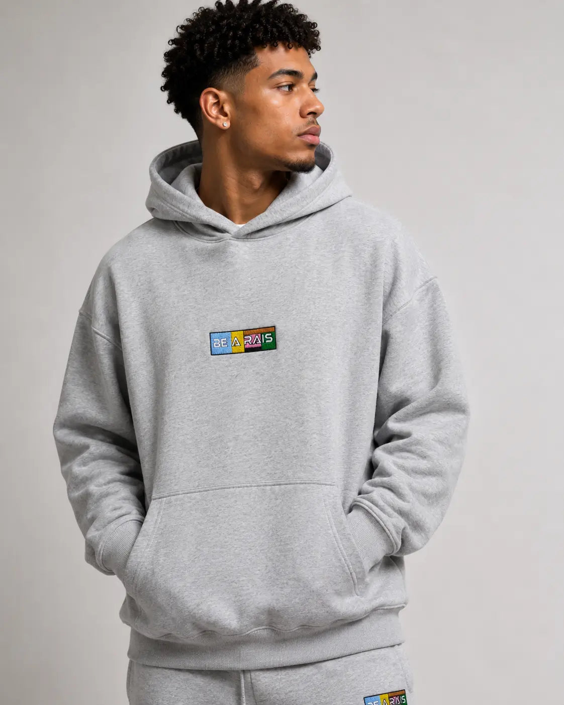 BE A RAIS Essential Hoodie – Grey