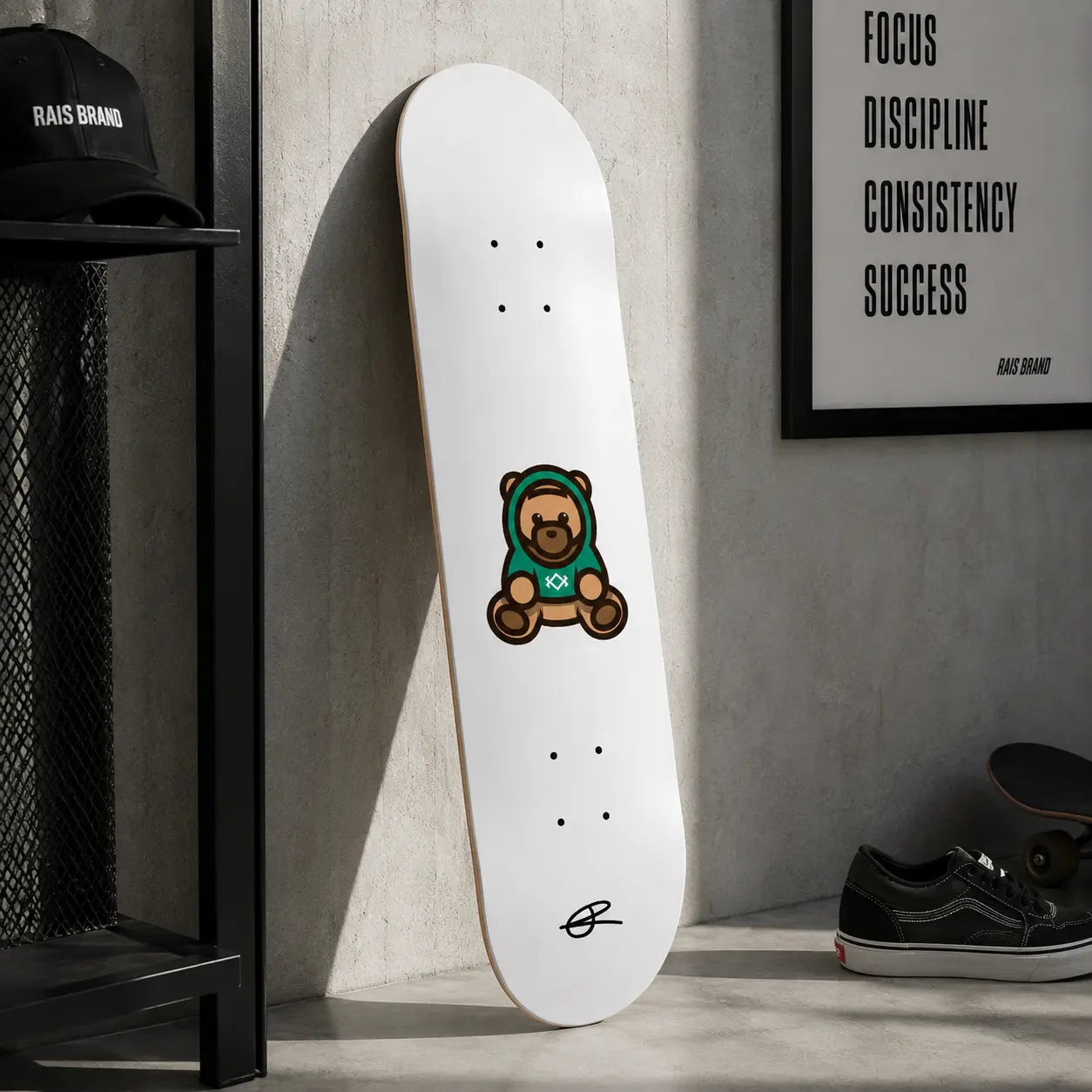 RAIS Bear Skateboard
