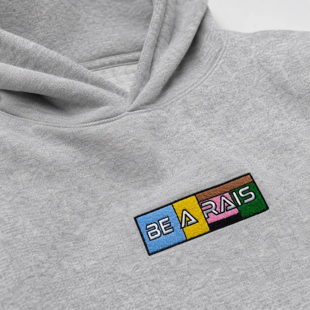 BE A RAIS Essential Hoodie – Grey
