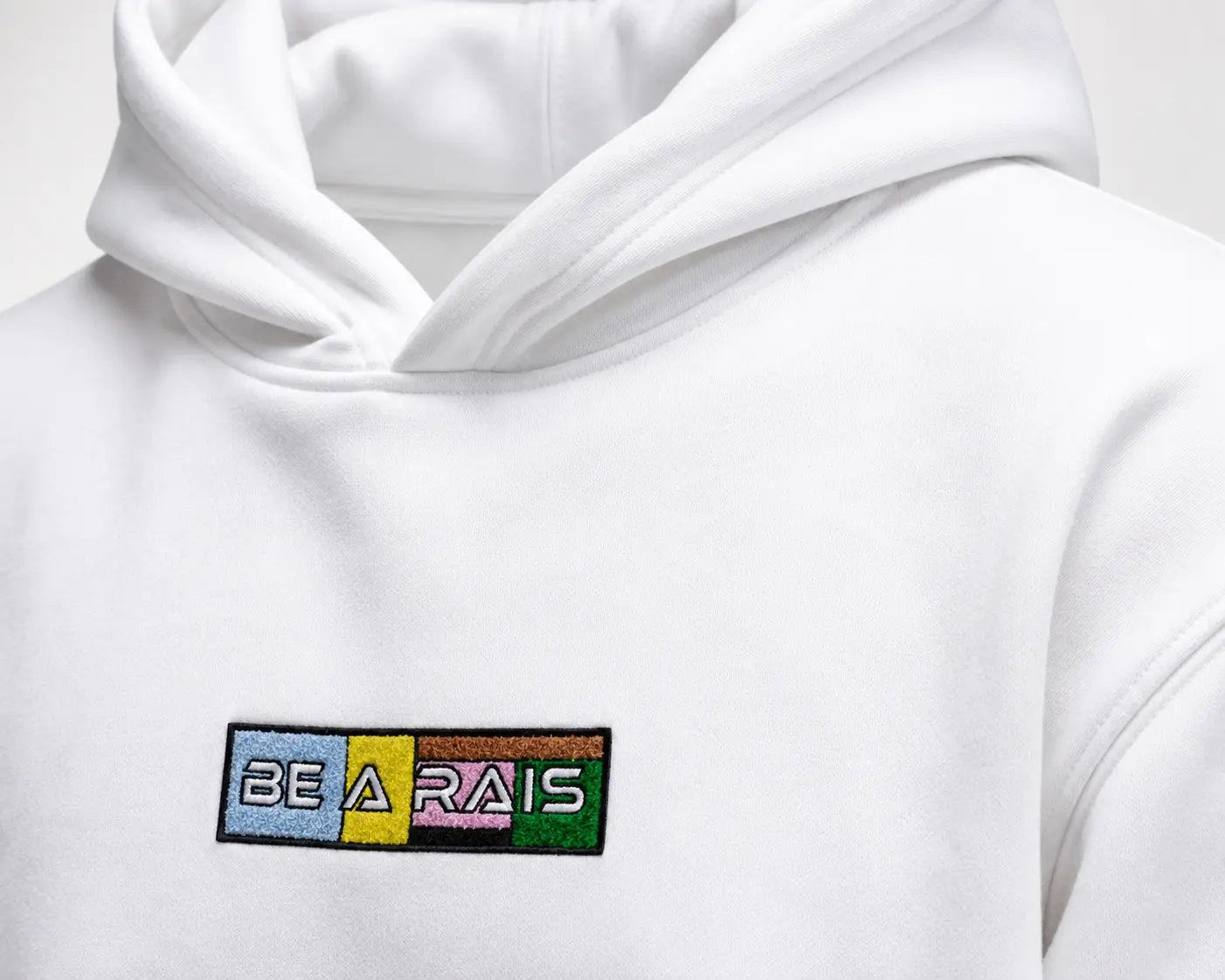 BE A RAIS Essential Hoodie – Wit